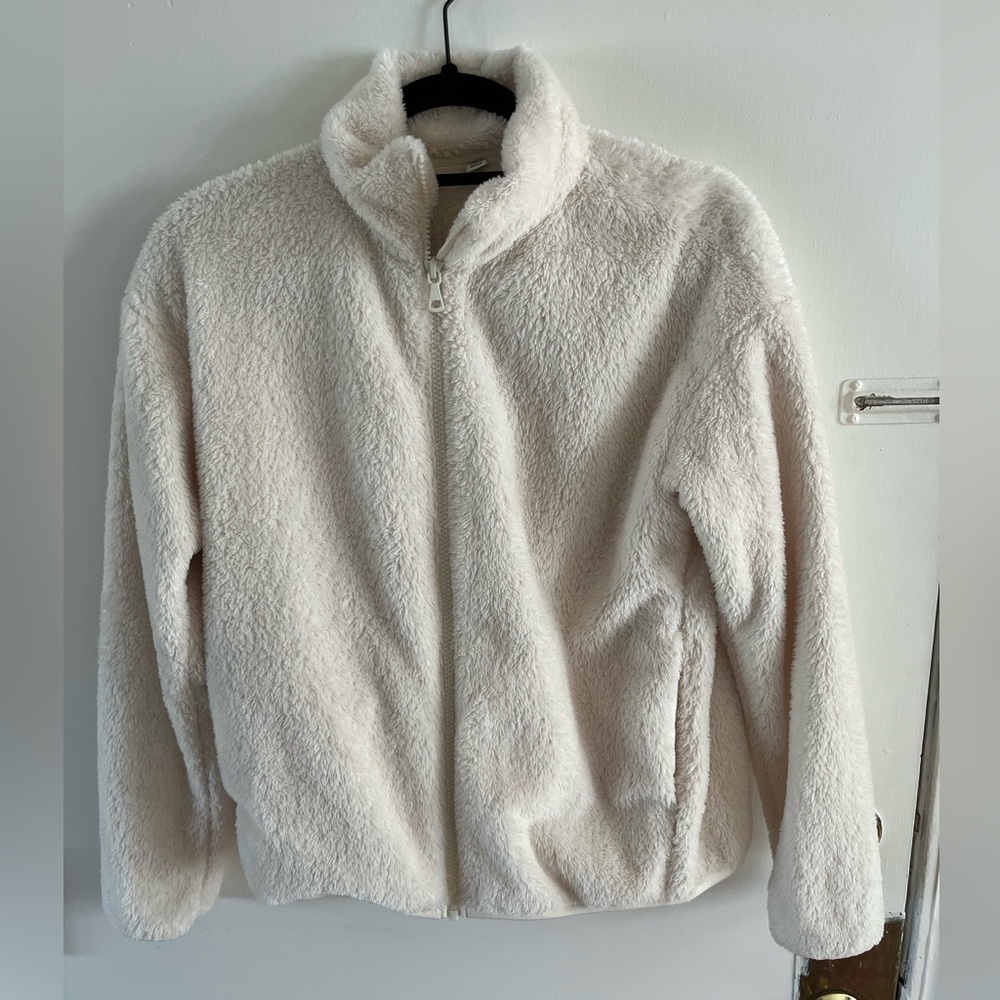 Uniqlo Fuzzy Jacket